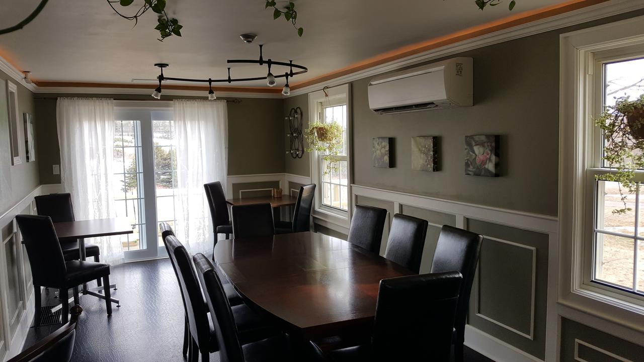 The Lookout Inn New Glasgow Экстерьер фото